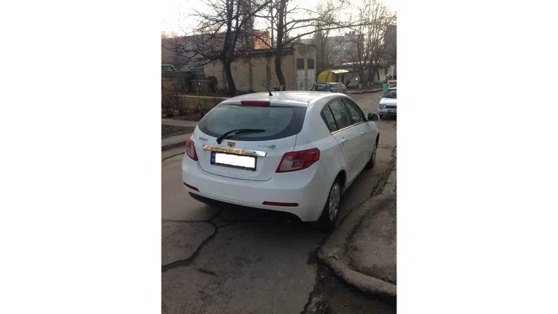 Geely Emgrand EC7 2013 - 10