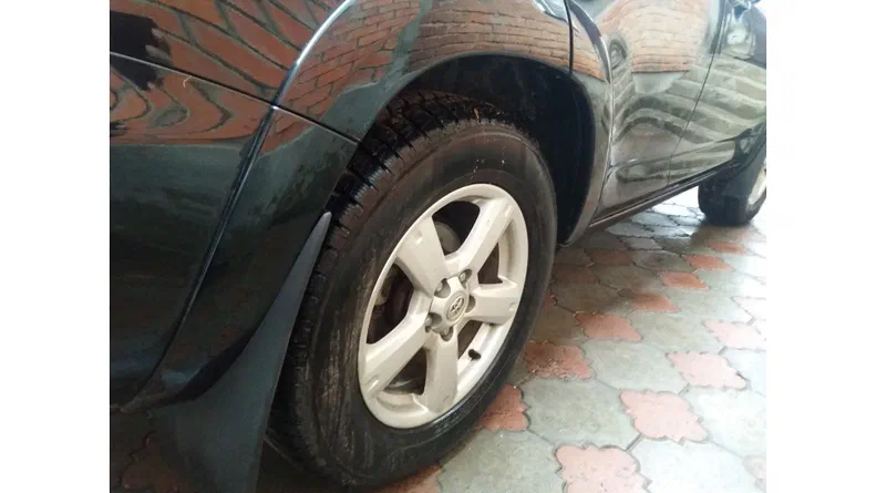 Toyota RAV4 2008 - 5