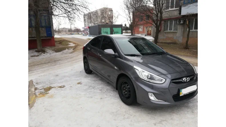 Hyundai Accent 2013