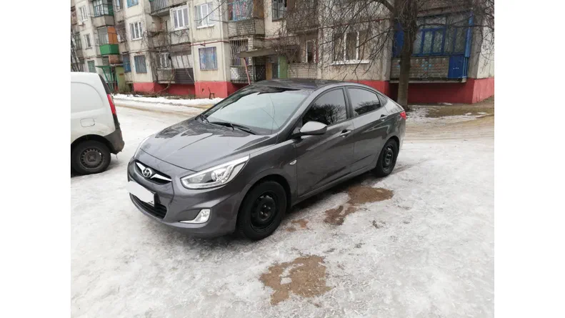 Hyundai Accent 2013 - 6