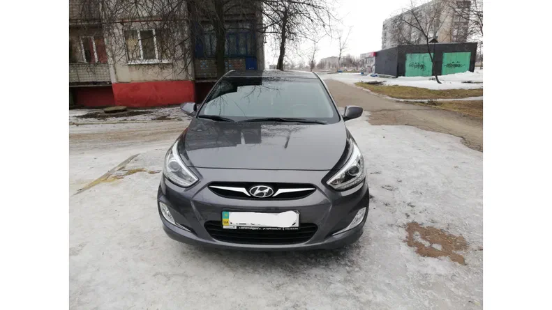 Hyundai Accent 2013