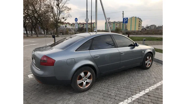 Audi A6 2000