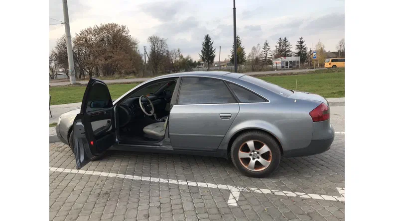 Audi A6 2000 - 11