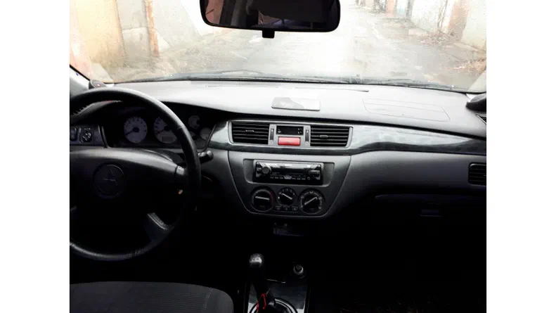 Mitsubishi Lancer 2006 - 11