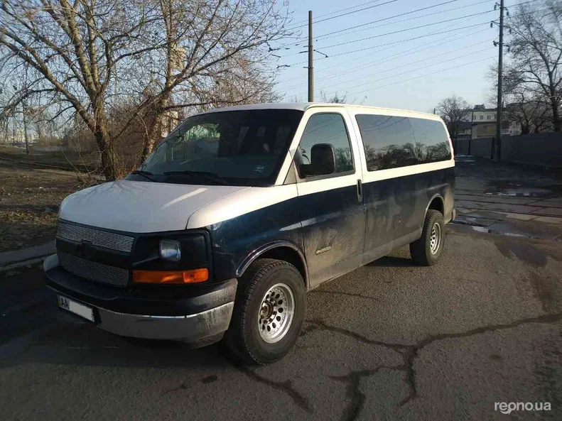 Chevrolet Express 2005