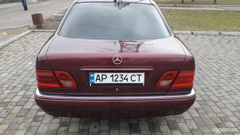 Mercedes-Benz E 230 1996
