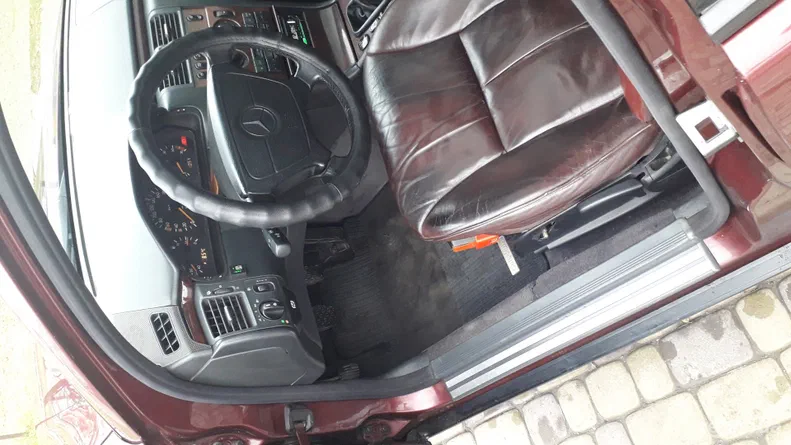 Mercedes-Benz E-Клас 1996 - 8