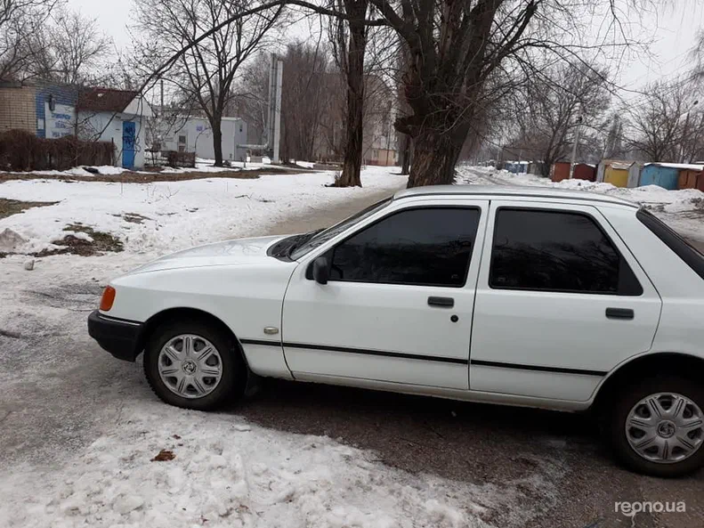 Ford Sierra 1988 - 5
