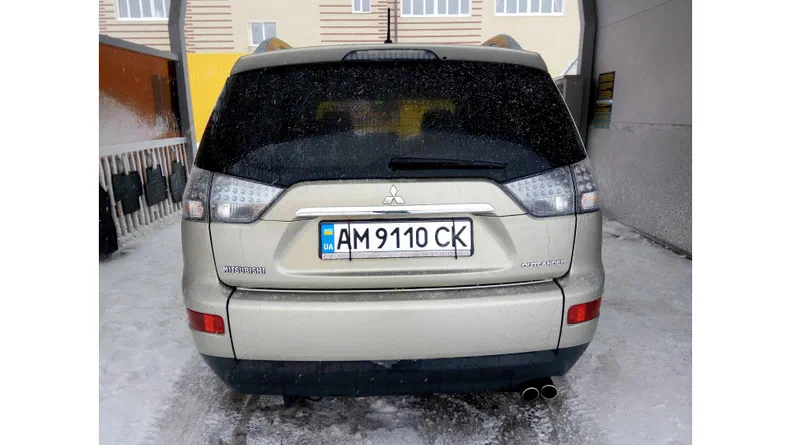 Mitsubishi Outlander 2008