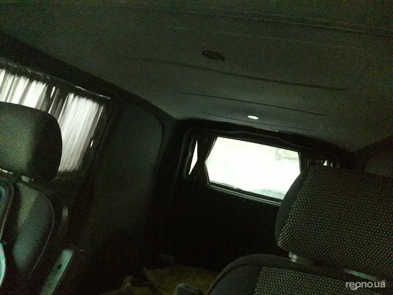 Mercedes-Benz Vito 2005 - 6