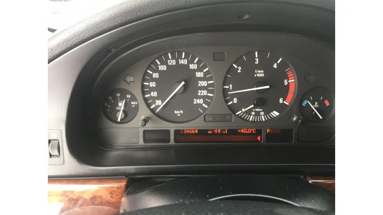 BMW 5 серія 1999 - 7