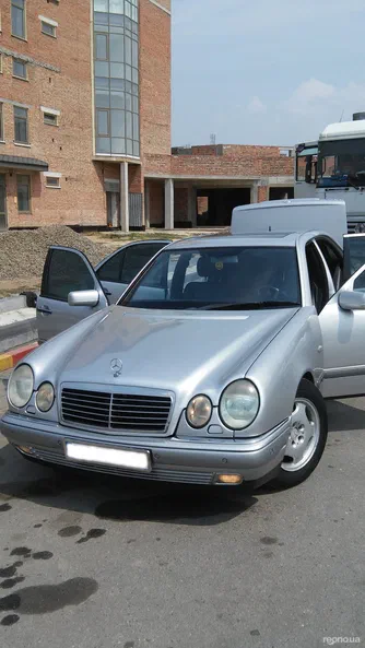 Mercedes-Benz E-Клас 1998 - 11