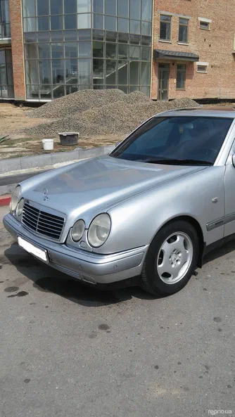 Mercedes-Benz E-Клас 1998 - 8