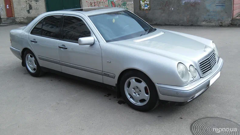 Mercedes-Benz E-Клас 1998 - 13