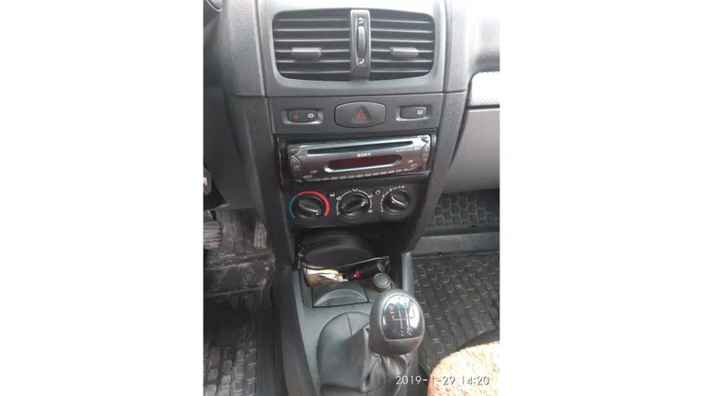 Renault Clio 2006 - 6
