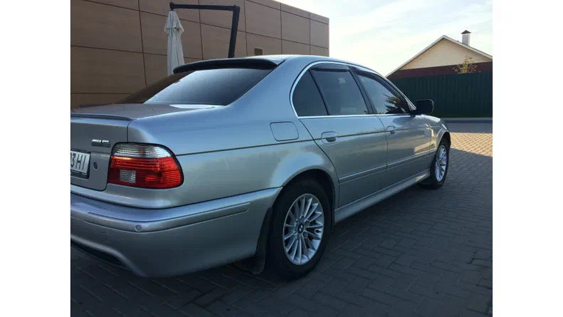 BMW 5 серія 2001 - 13