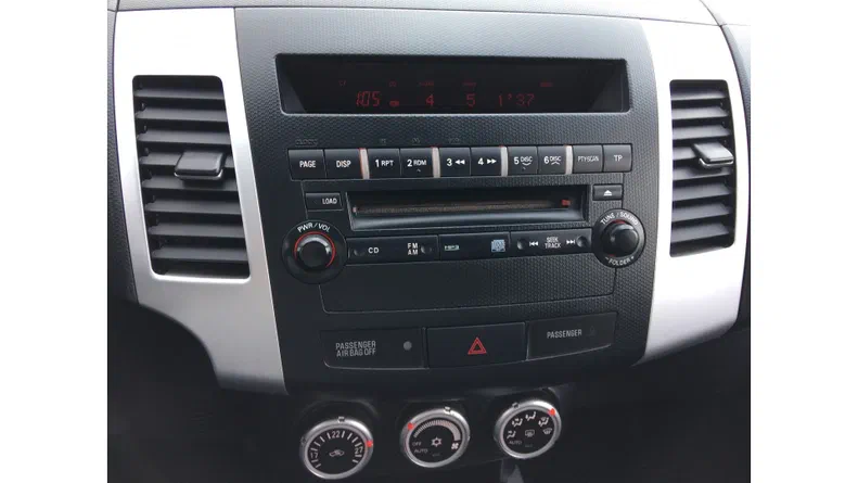 Mitsubishi Outlander 2007 - 17