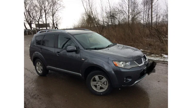 Mitsubishi Outlander 2007 - 9