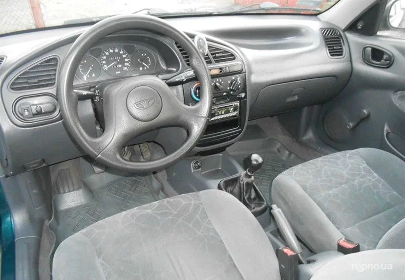 Daewoo Lanos 2001