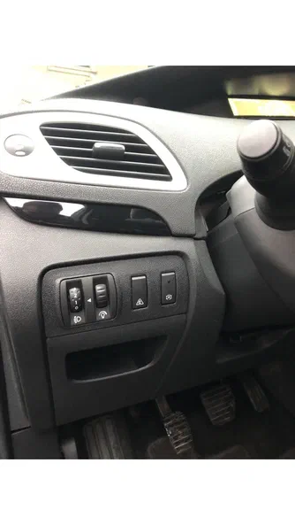 Renault Scenic 2013 - 16