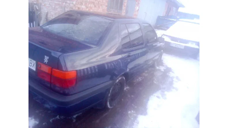 Volkswagen Vento 1992 - 6