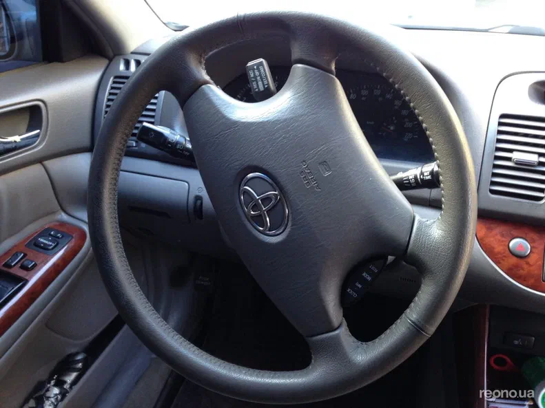 Toyota Camry 2004 - 8