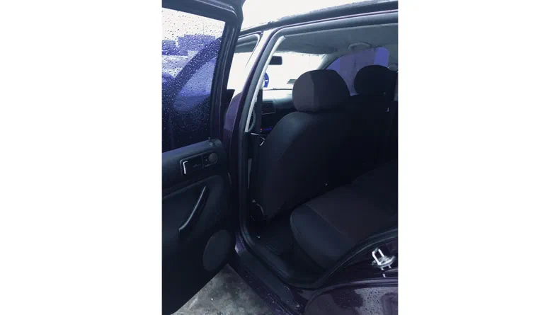 Volkswagen Golf 2004 - 5