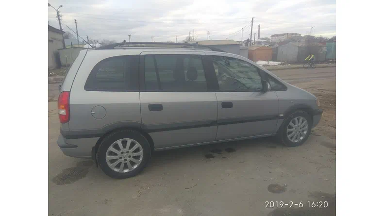 Opel Zafira 2002 - 22
