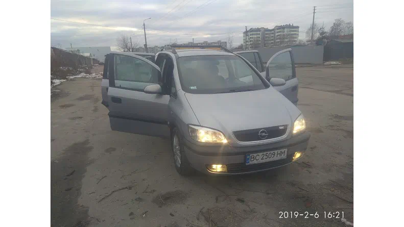 Opel Zafira 2002 - 26
