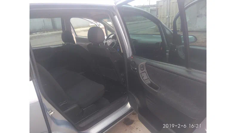 Opel Zafira 2002 - 9