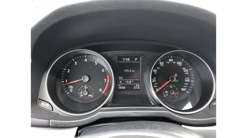 Volkswagen Passat 2017 - 5