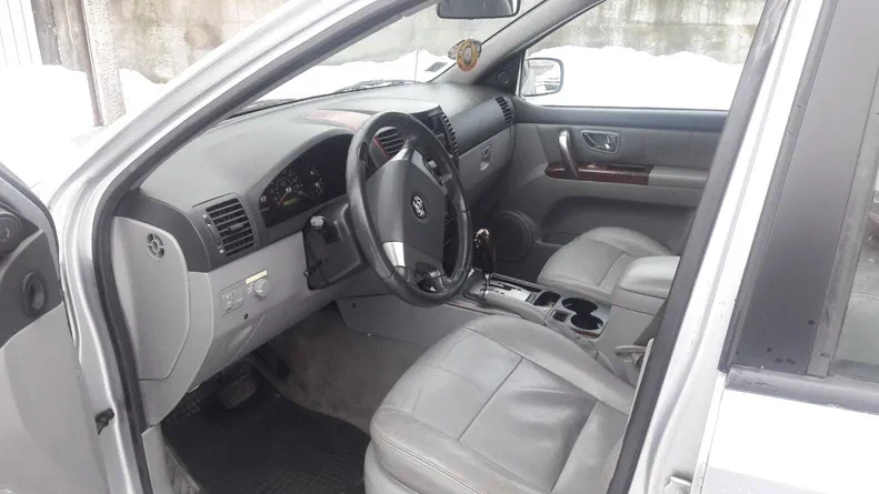 Kia Sorento 2004 - 6