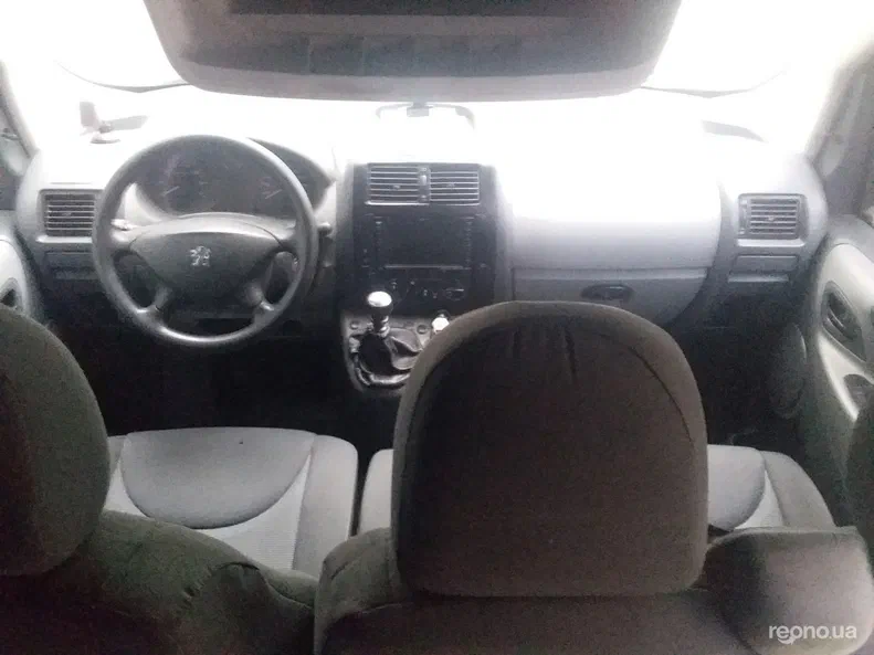 Peugeot Expert 2010 - 12