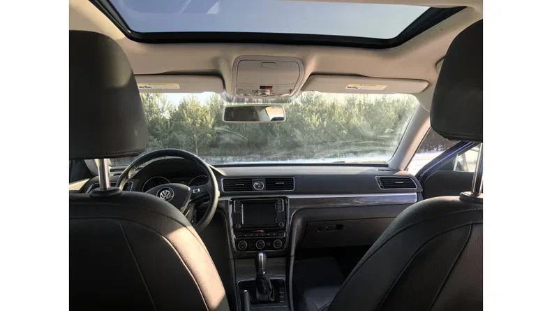 Volkswagen Passat 2016 - 5