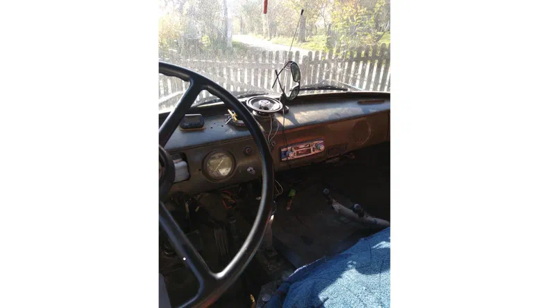 УАЗ 3303-01 1985 - 9