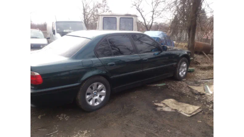 BMW 7 серія 1997 - 6