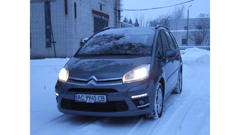 Citroen C4 Picasso 2011 - 19