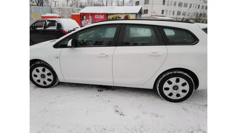 Opel Astra 2012 - 11