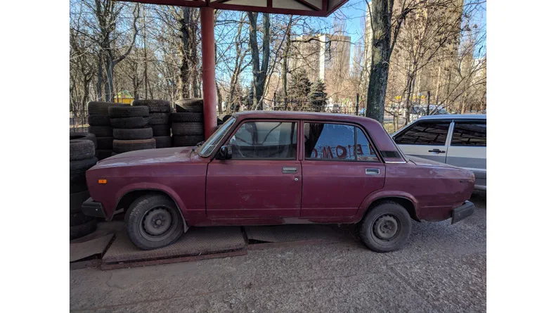 Lada (ВАЗ) 2107 2004