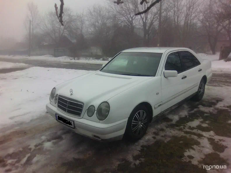 Mercedes-Benz E-Класс 2001