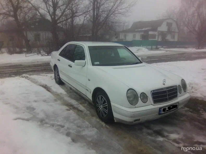 Mercedes-Benz E-Класс 2001