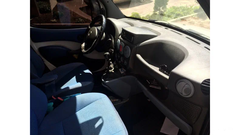 Fiat Doblo 2005 - 16