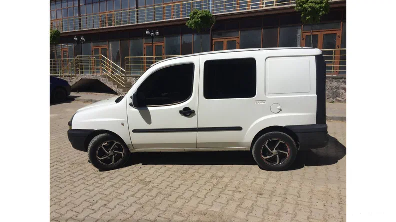 Fiat Doblo 2005 - 17