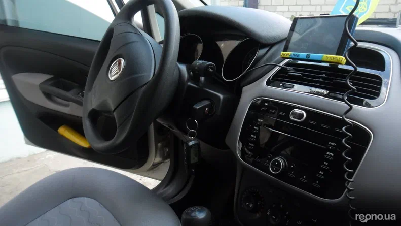 Fiat Linea 2013 - 12