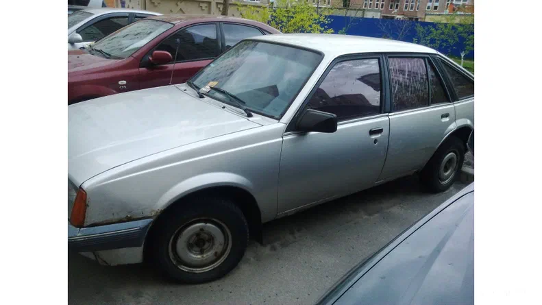 Opel Ascona 1985