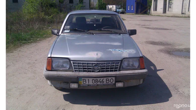 Opel Ascona 1986