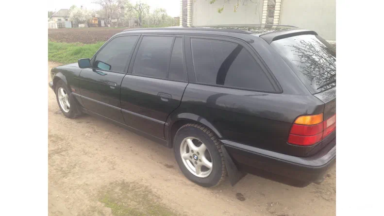 BMW 5 серія 1993 - 7