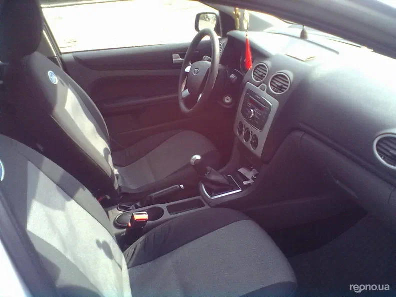 Ford Focus 2007 - 9