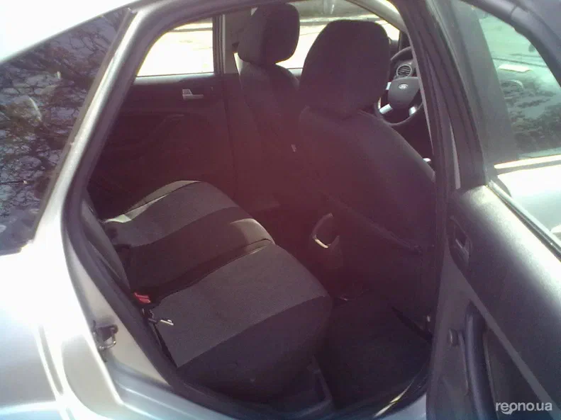 Ford Focus 2007 - 8