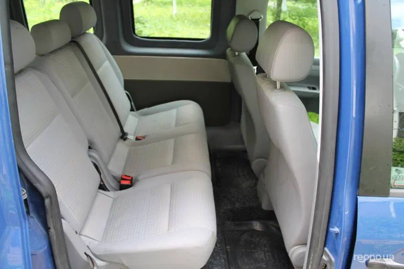Volkswagen Caddy 2005 - 8